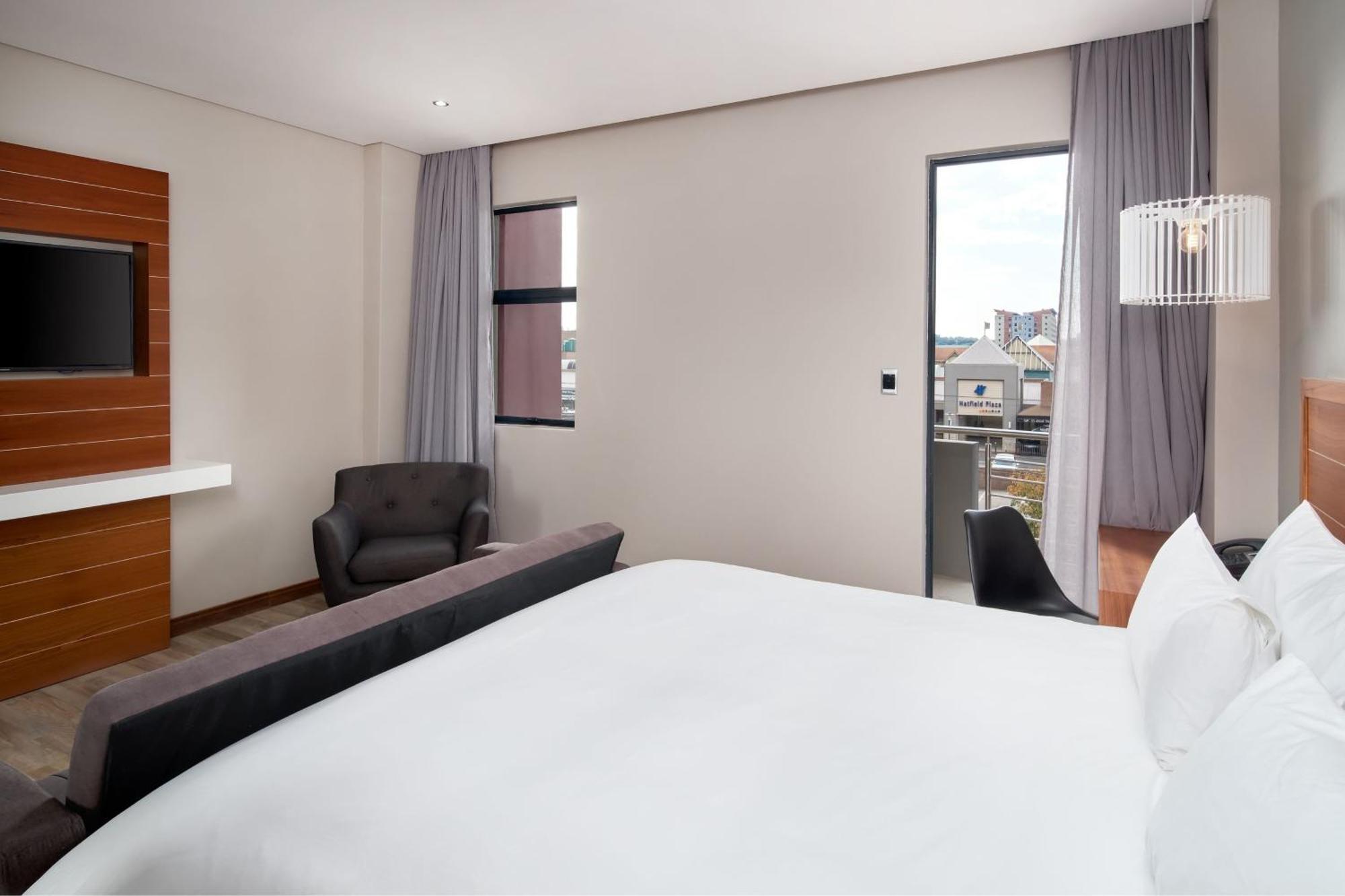 Protea Hotel By Marriott Pretoria Hatfield Rum bild